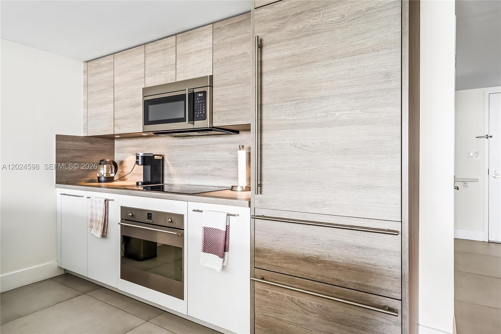 400 Sunny Isles Boulevard