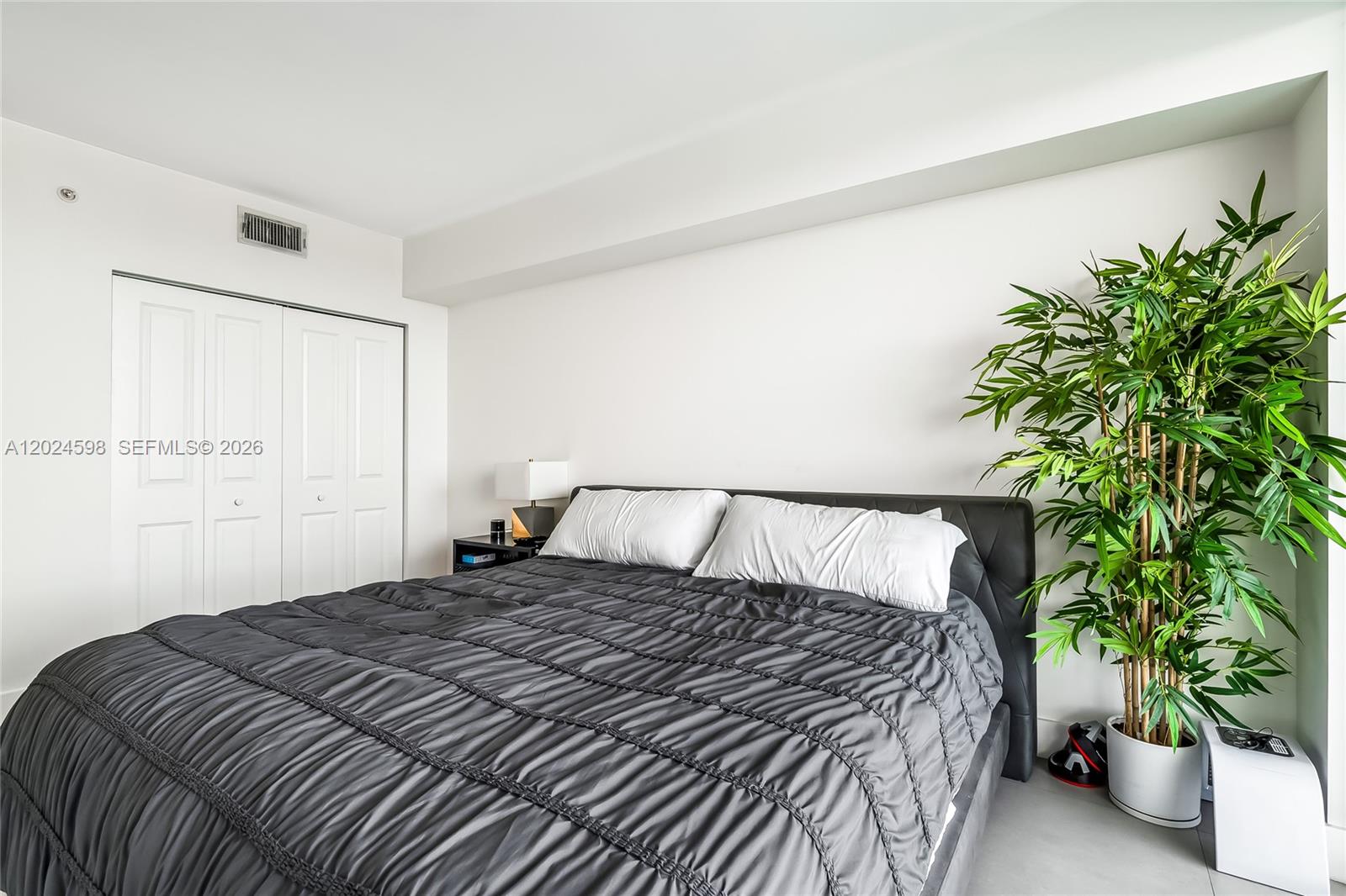 400 Sunny Isles Boulevard