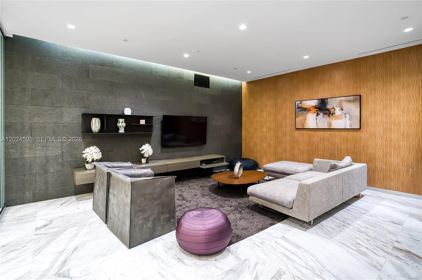 400 Sunny Isles Boulevard