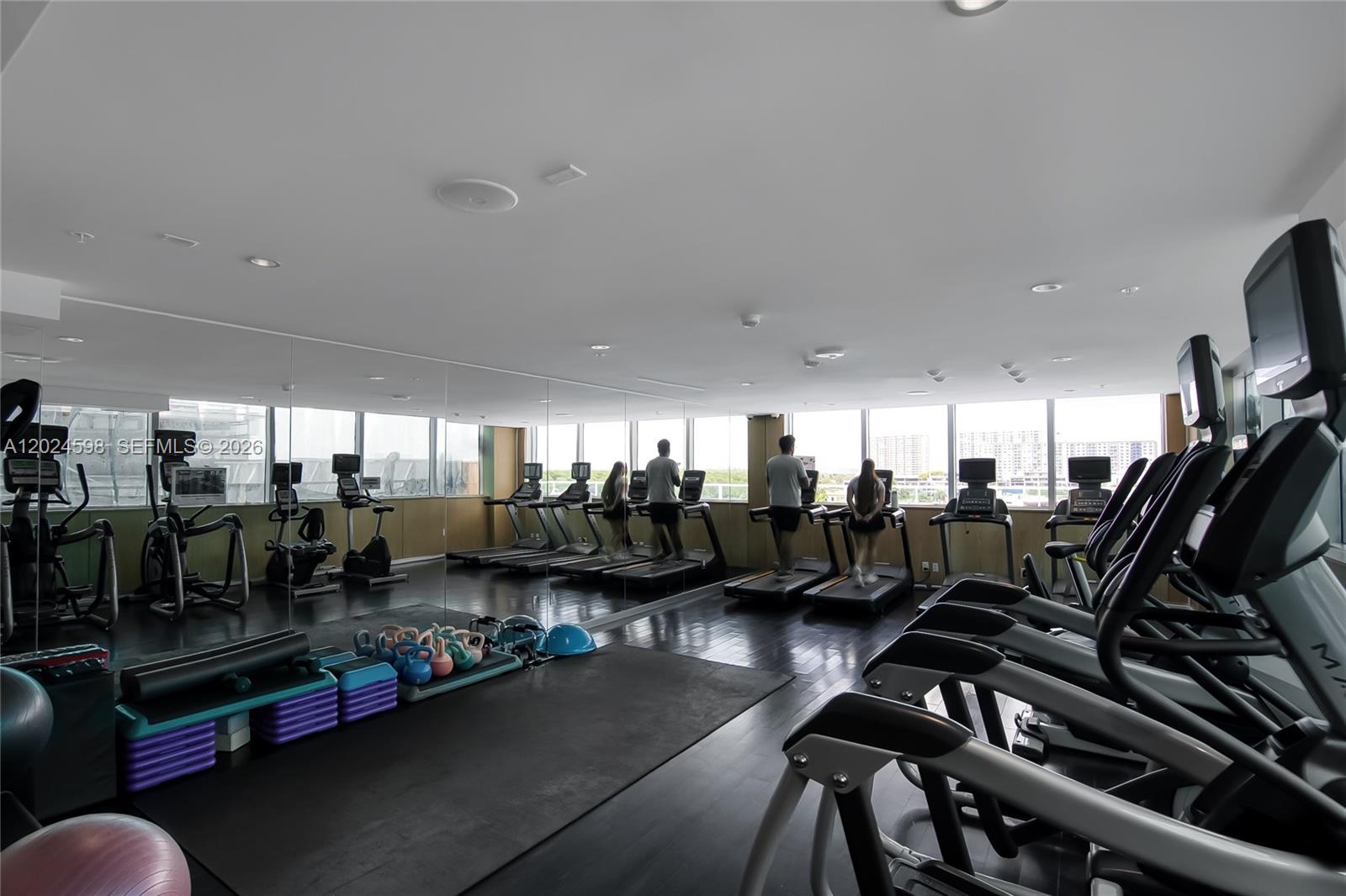 400 Sunny Isles Boulevard
