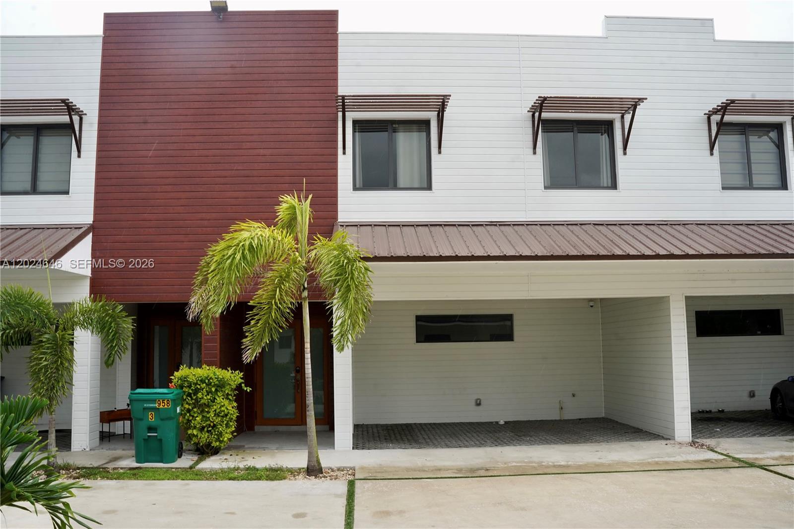 958 NW 10th Street