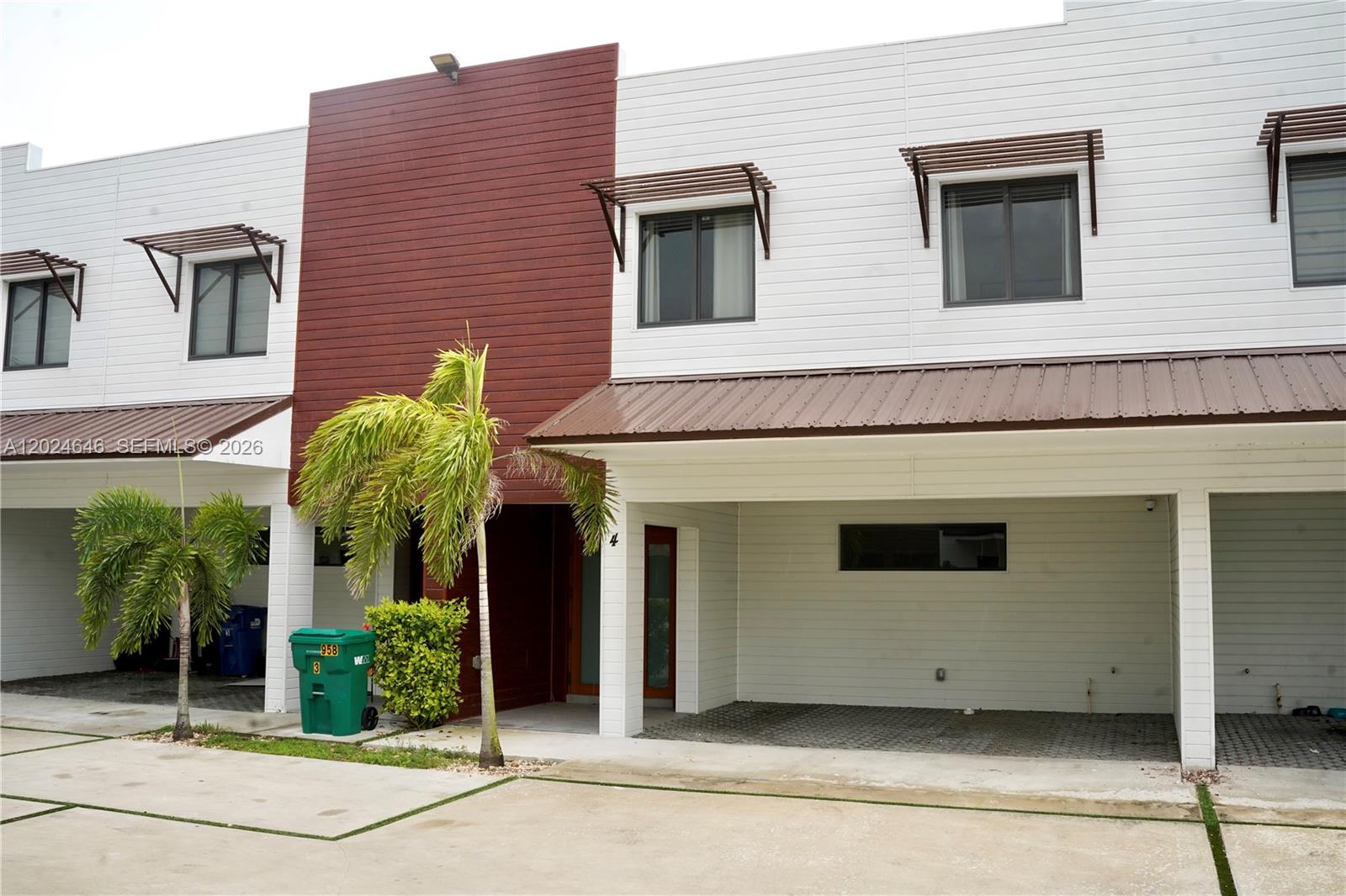 958 NW 10th Street