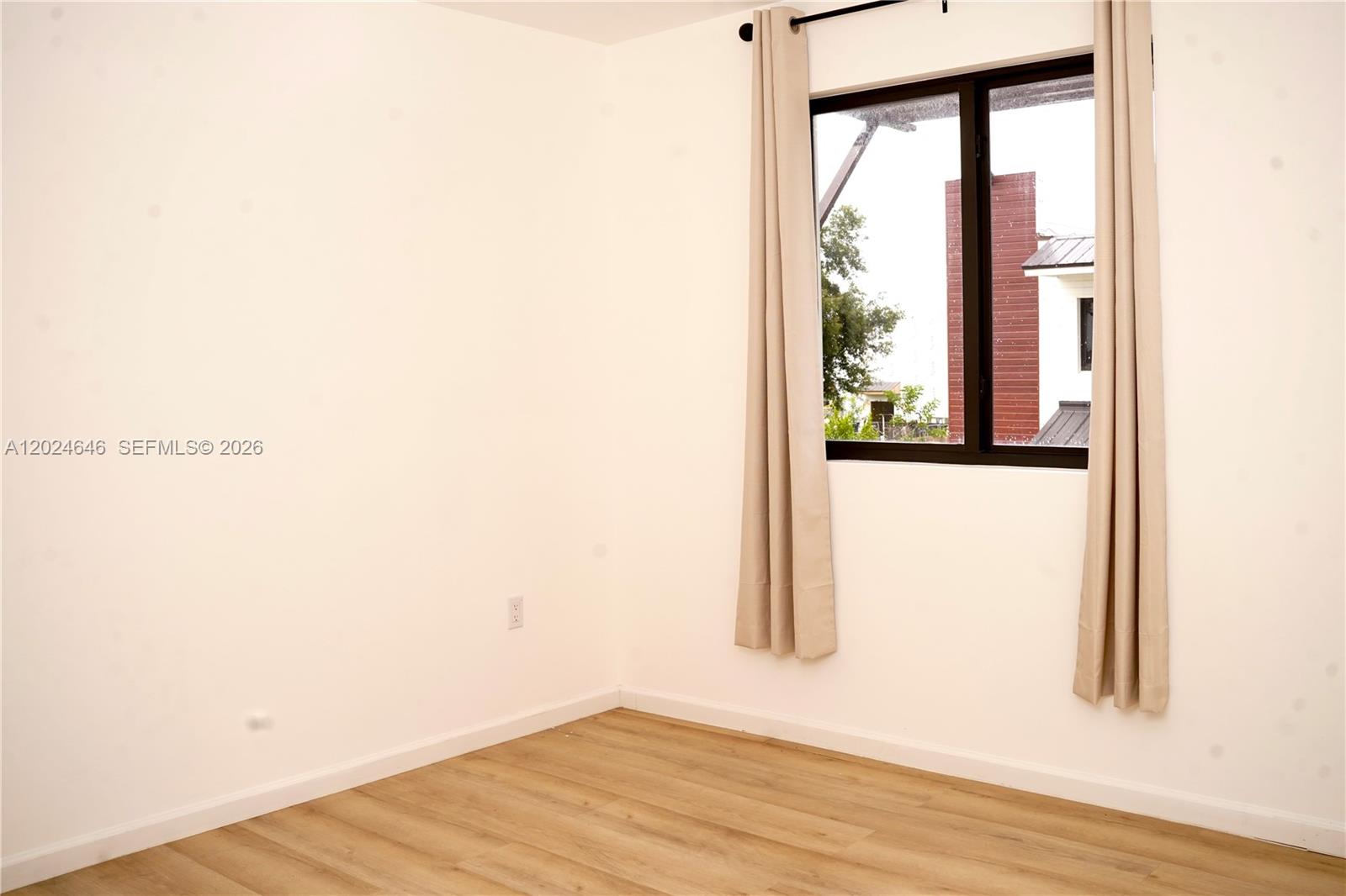 958 NW 10th Street