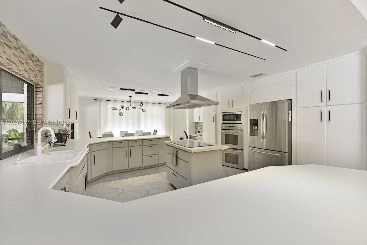 13353 Doubletree Circle