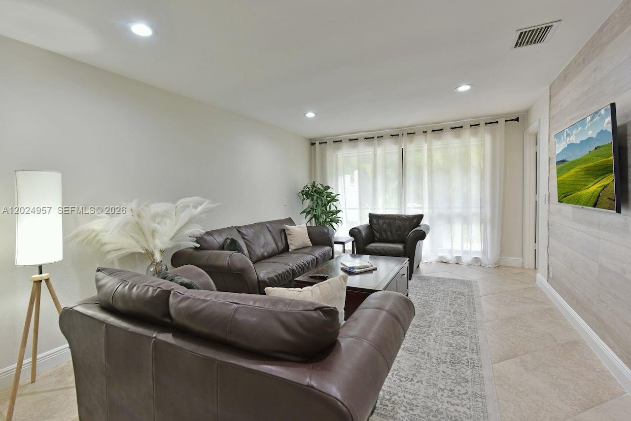 13353 Doubletree Circle