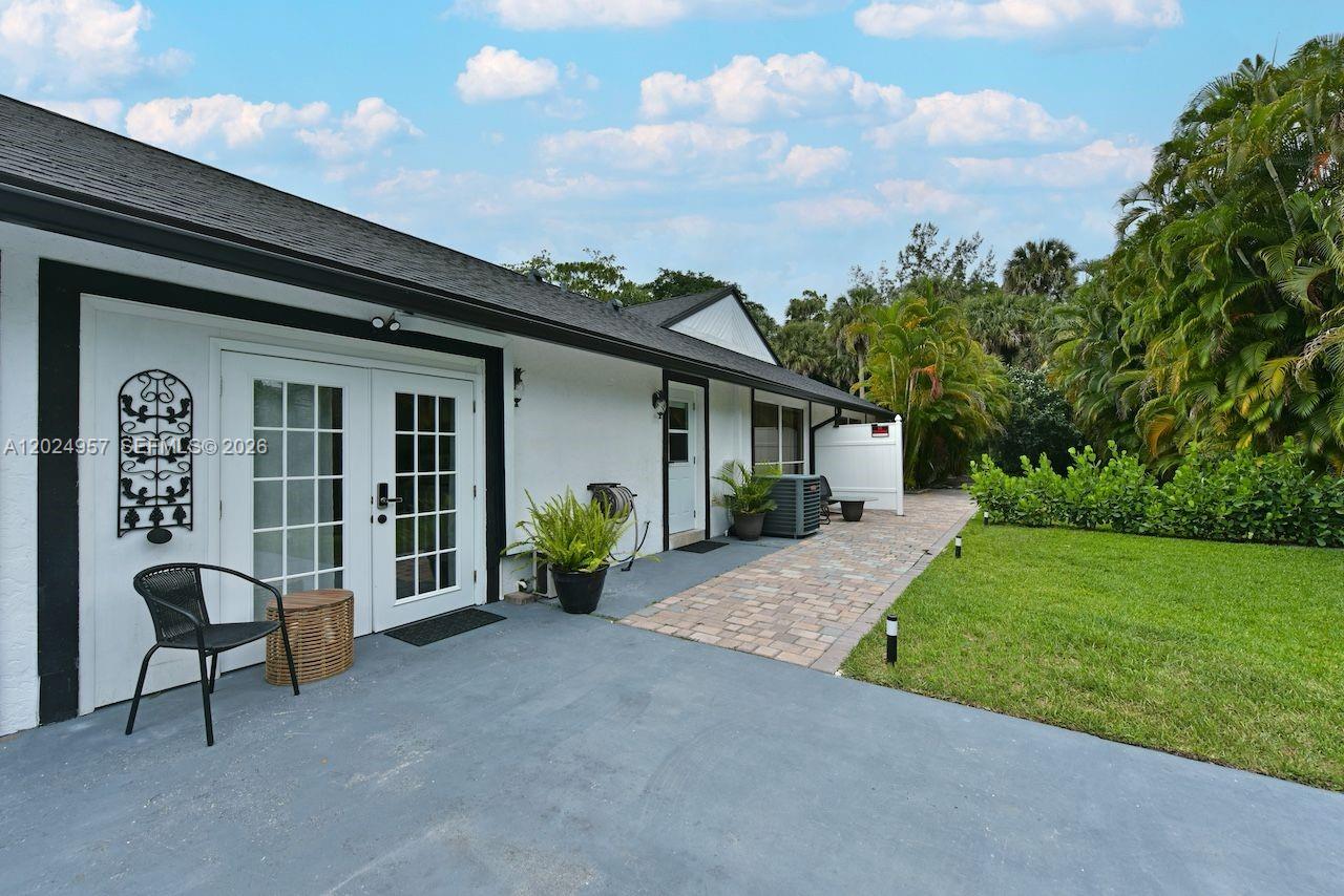 13353 Doubletree Circle