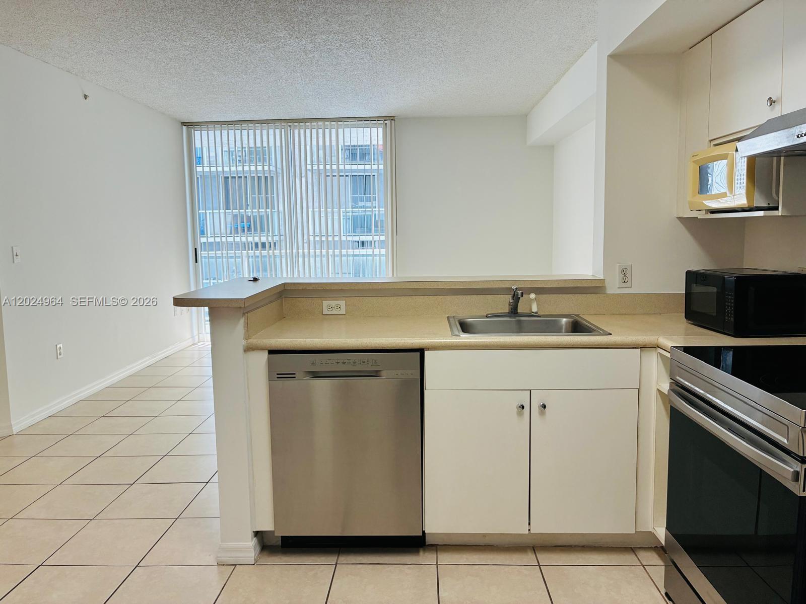 5085 NW 7th Street