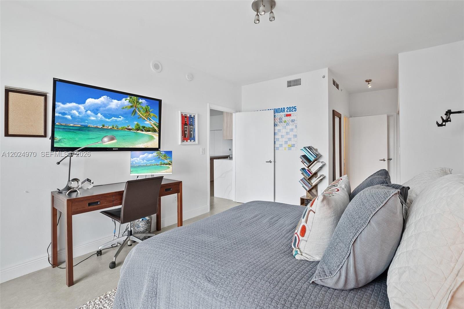 90 SW 3rd Street