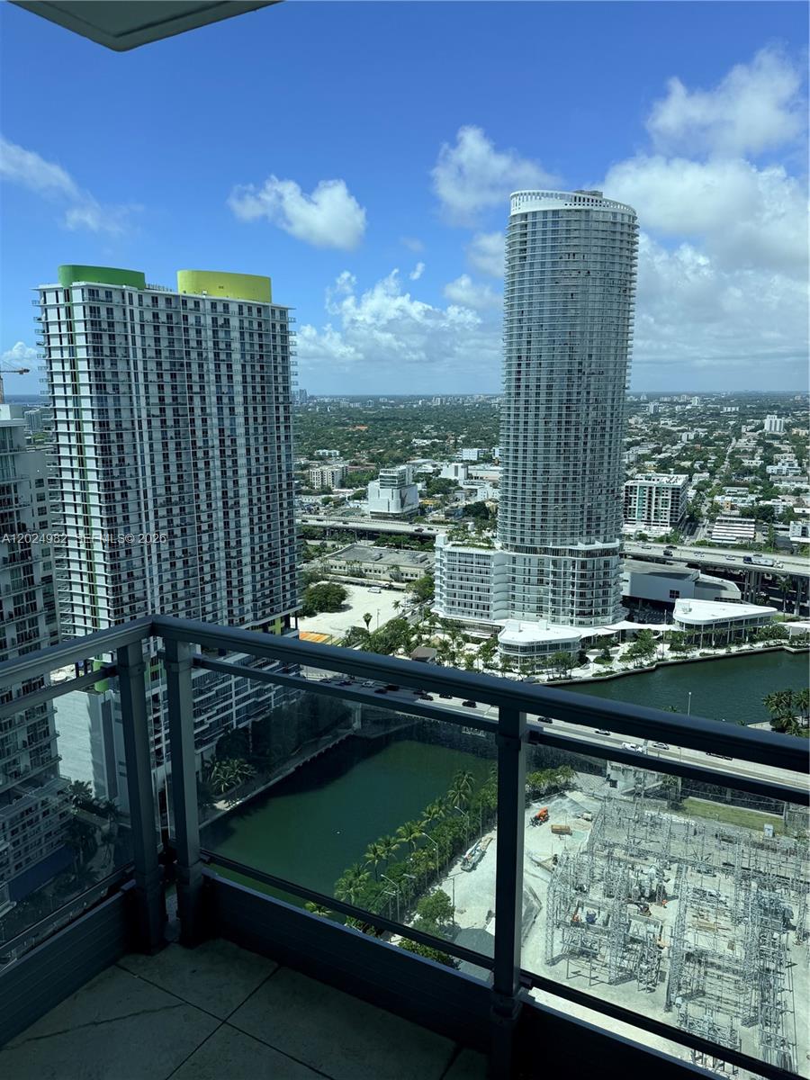 92 SW 3rd Street