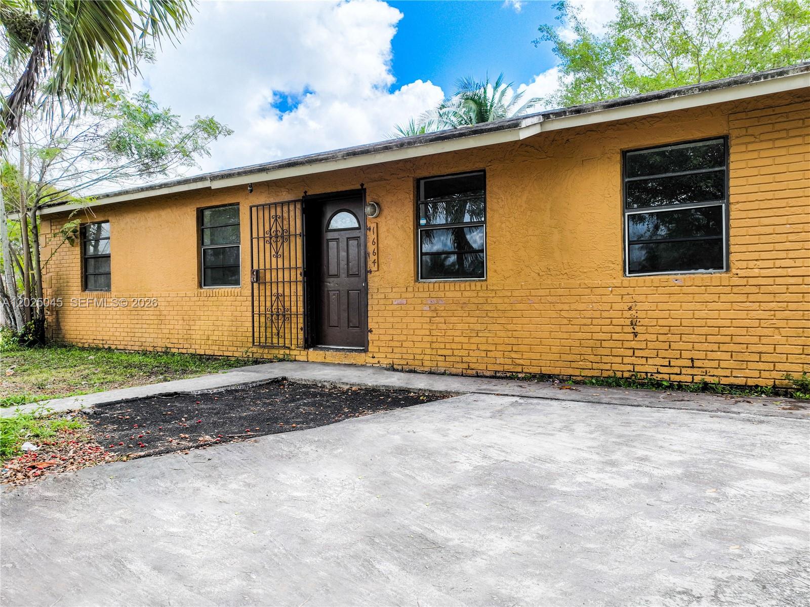 1664 SW 2nd Court