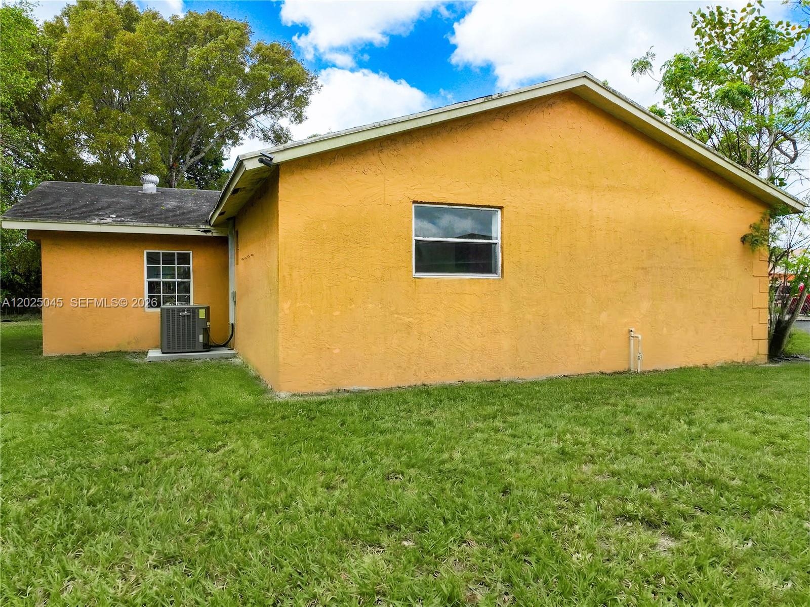 1664 SW 2nd Court