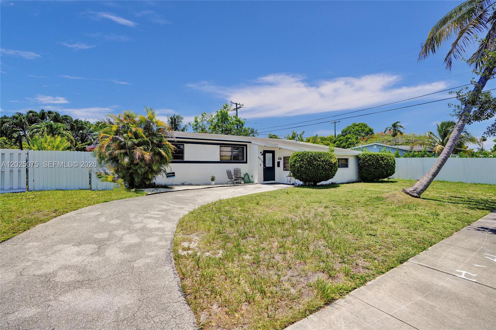 9910 Bahama Drive