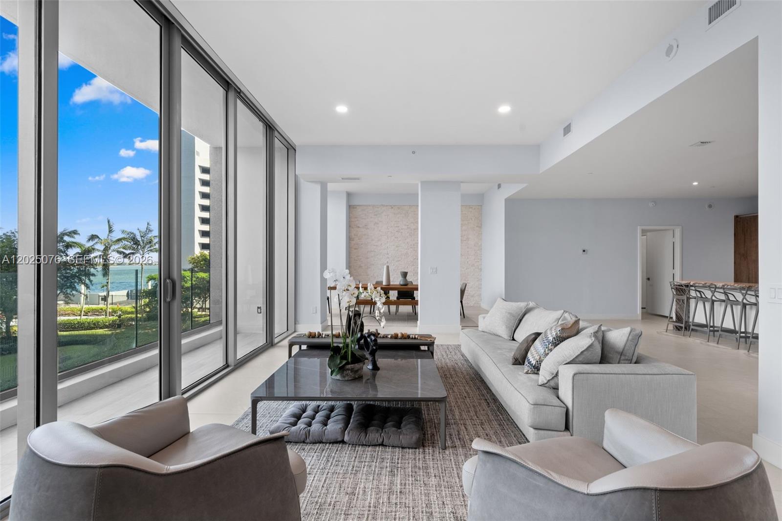 650 NE 32nd Street