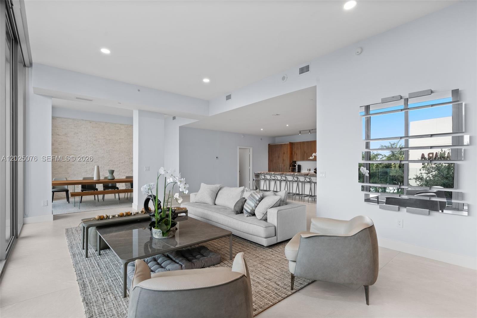 650 NE 32nd Street