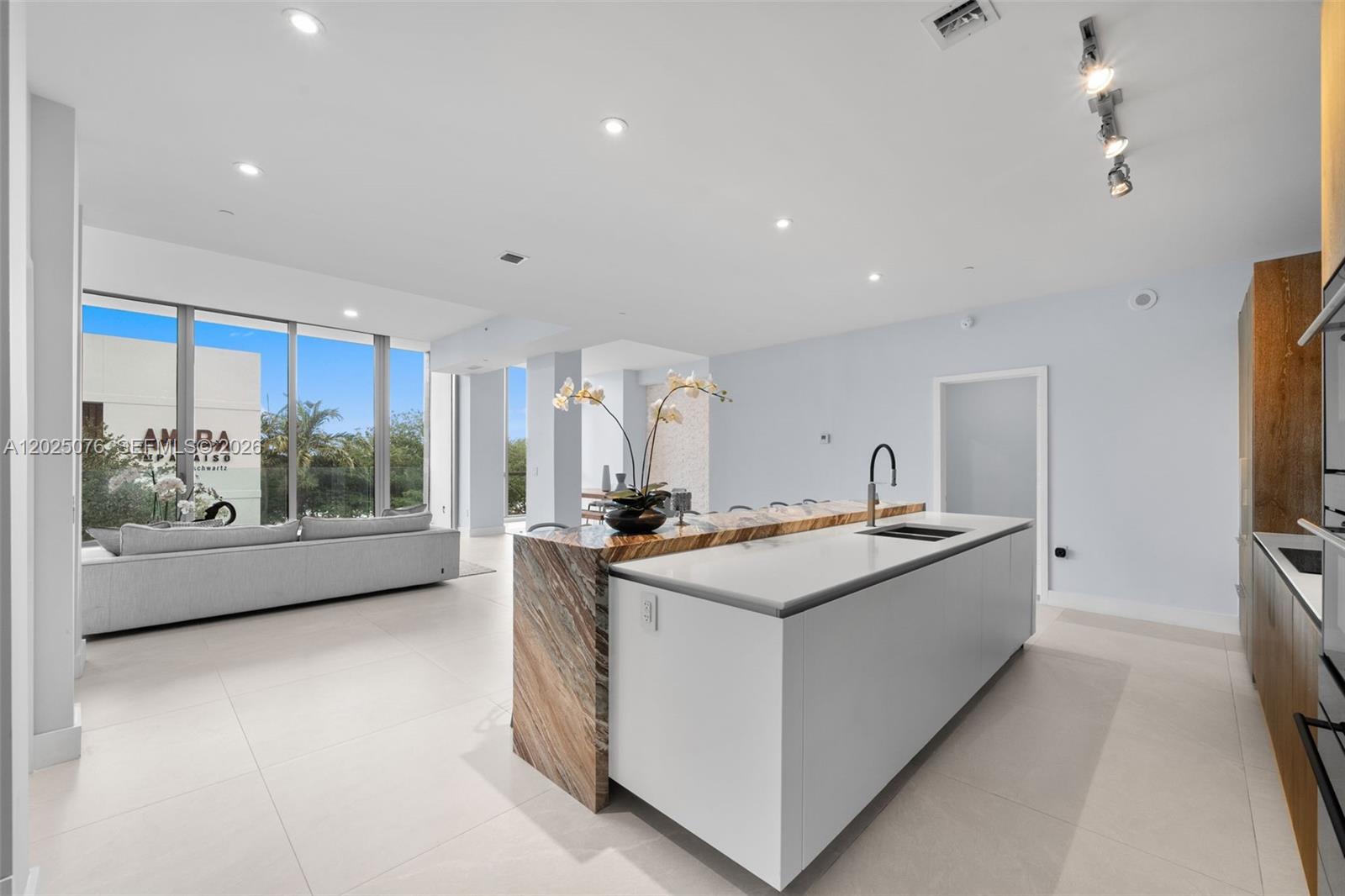 650 NE 32nd Street
