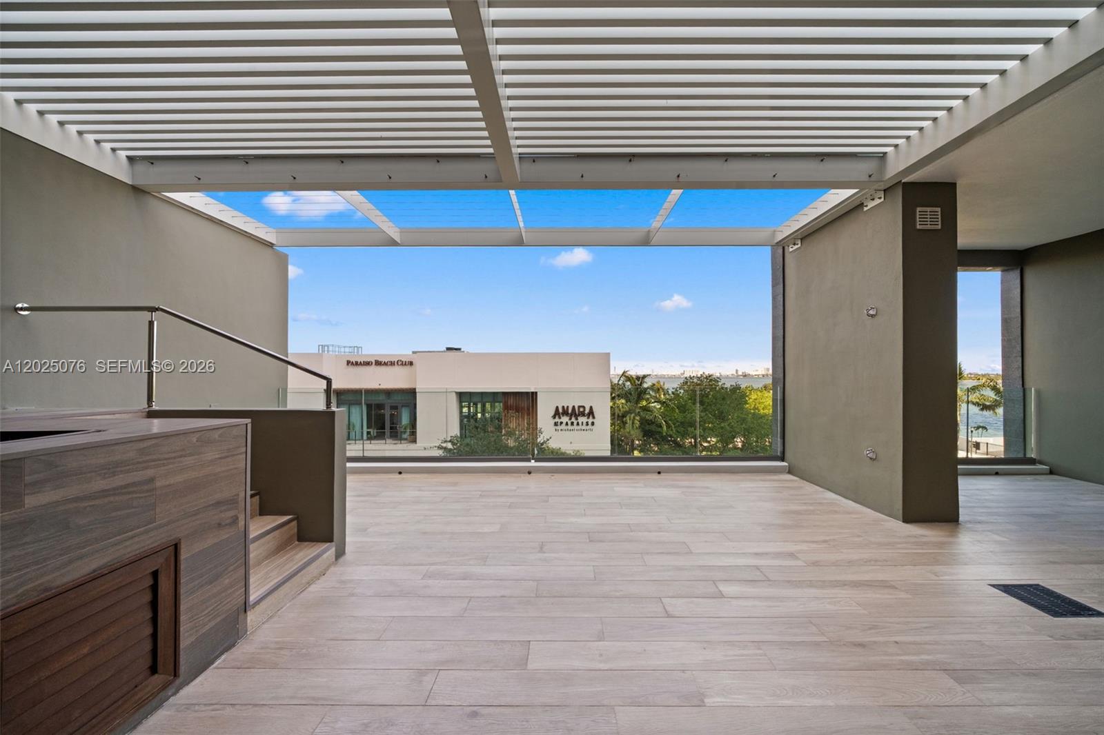 650 NE 32nd Street