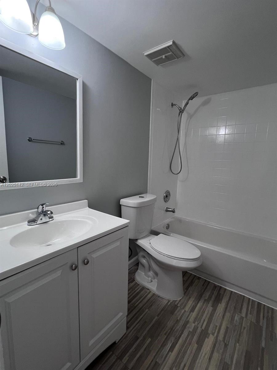 2570 W 67th Place