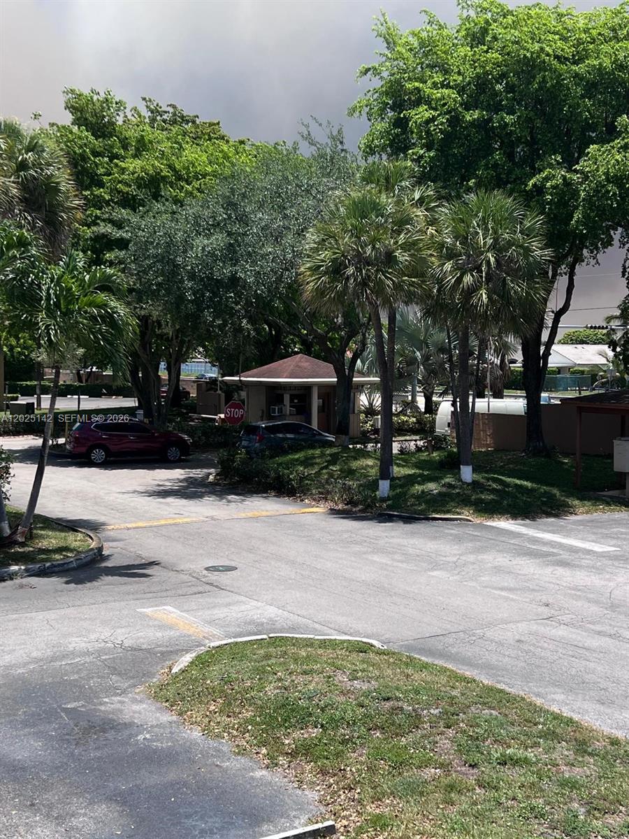 2570 W 67th Place