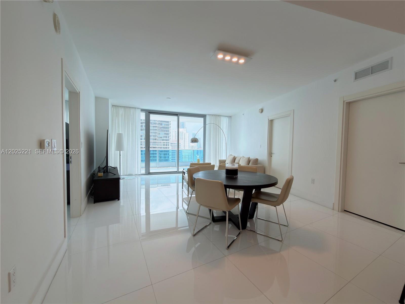 200 Biscayne Boulevard Way