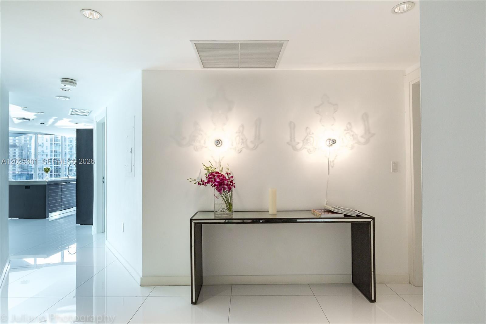 200 Biscayne Boulevard Way