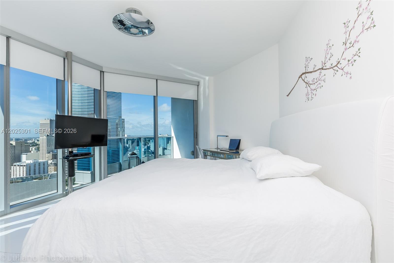 200 Biscayne Boulevard Way
