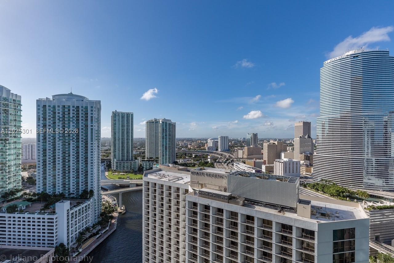 200 Biscayne Boulevard Way