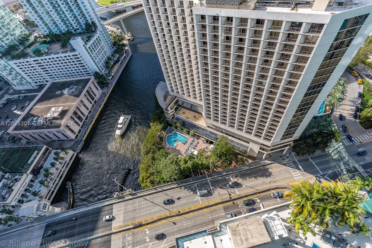 200 Biscayne Boulevard Way