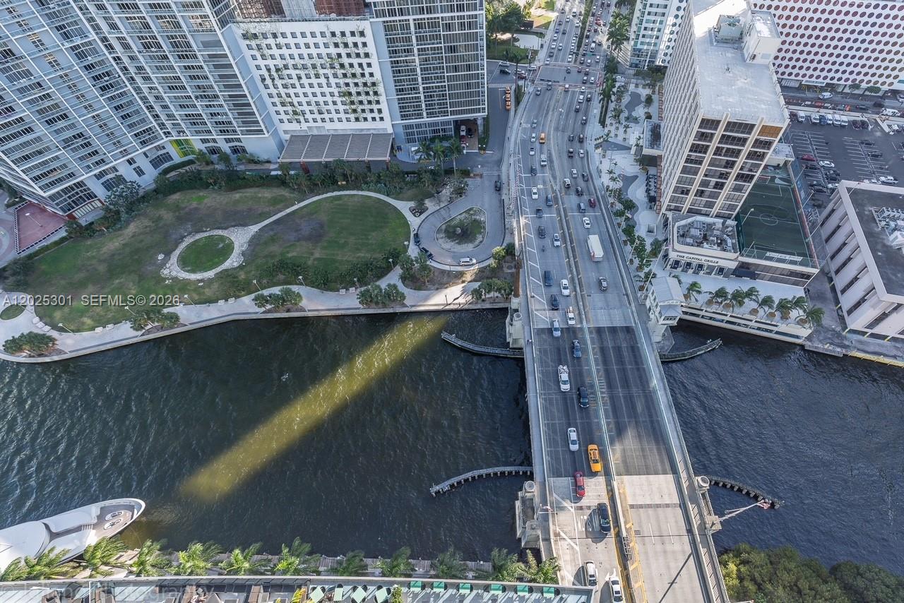 200 Biscayne Boulevard Way