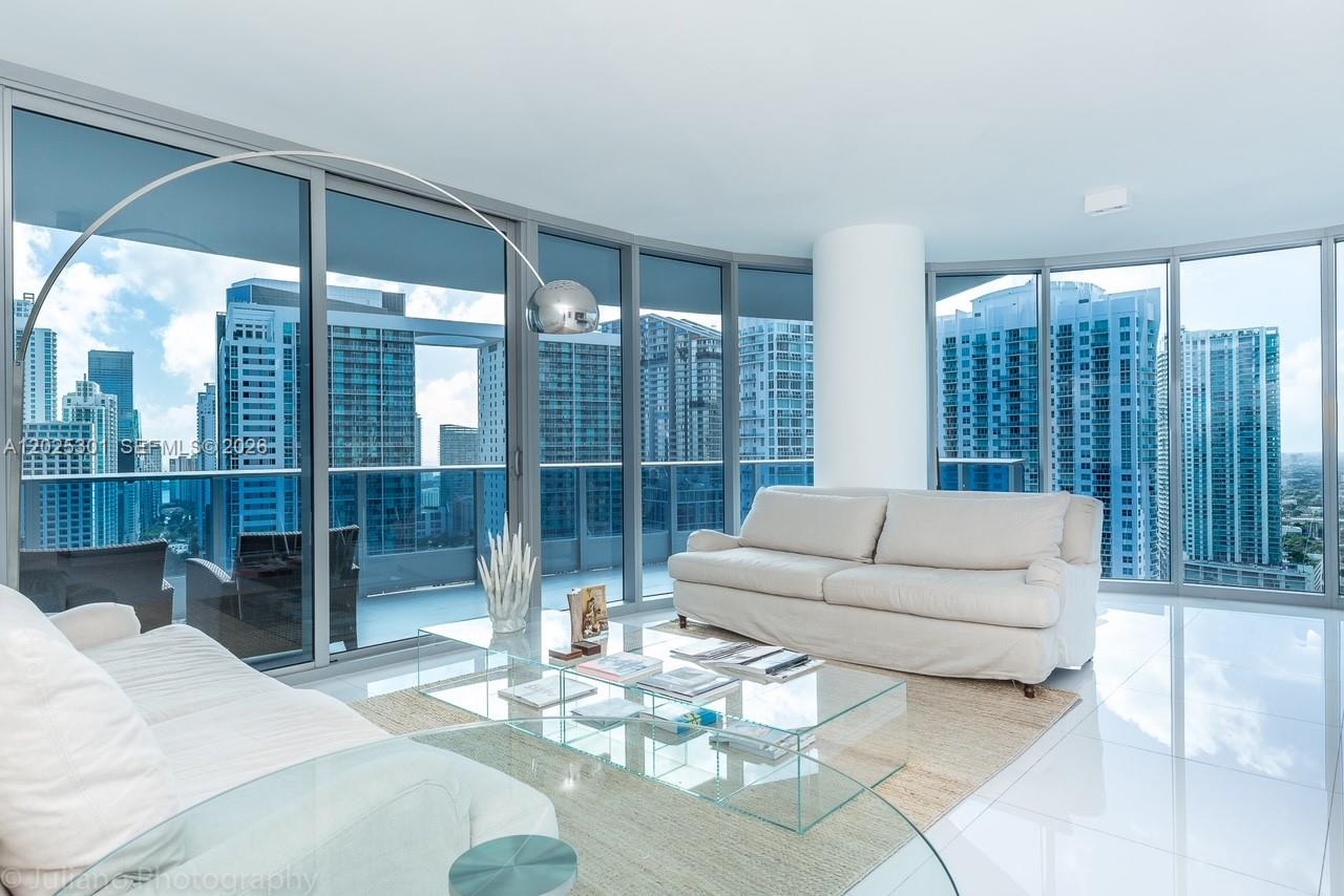 200 Biscayne Boulevard Way