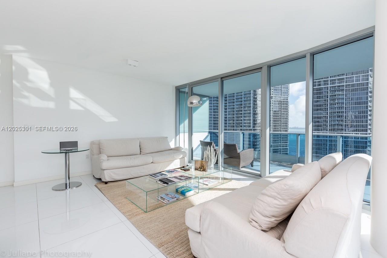200 Biscayne Boulevard Way