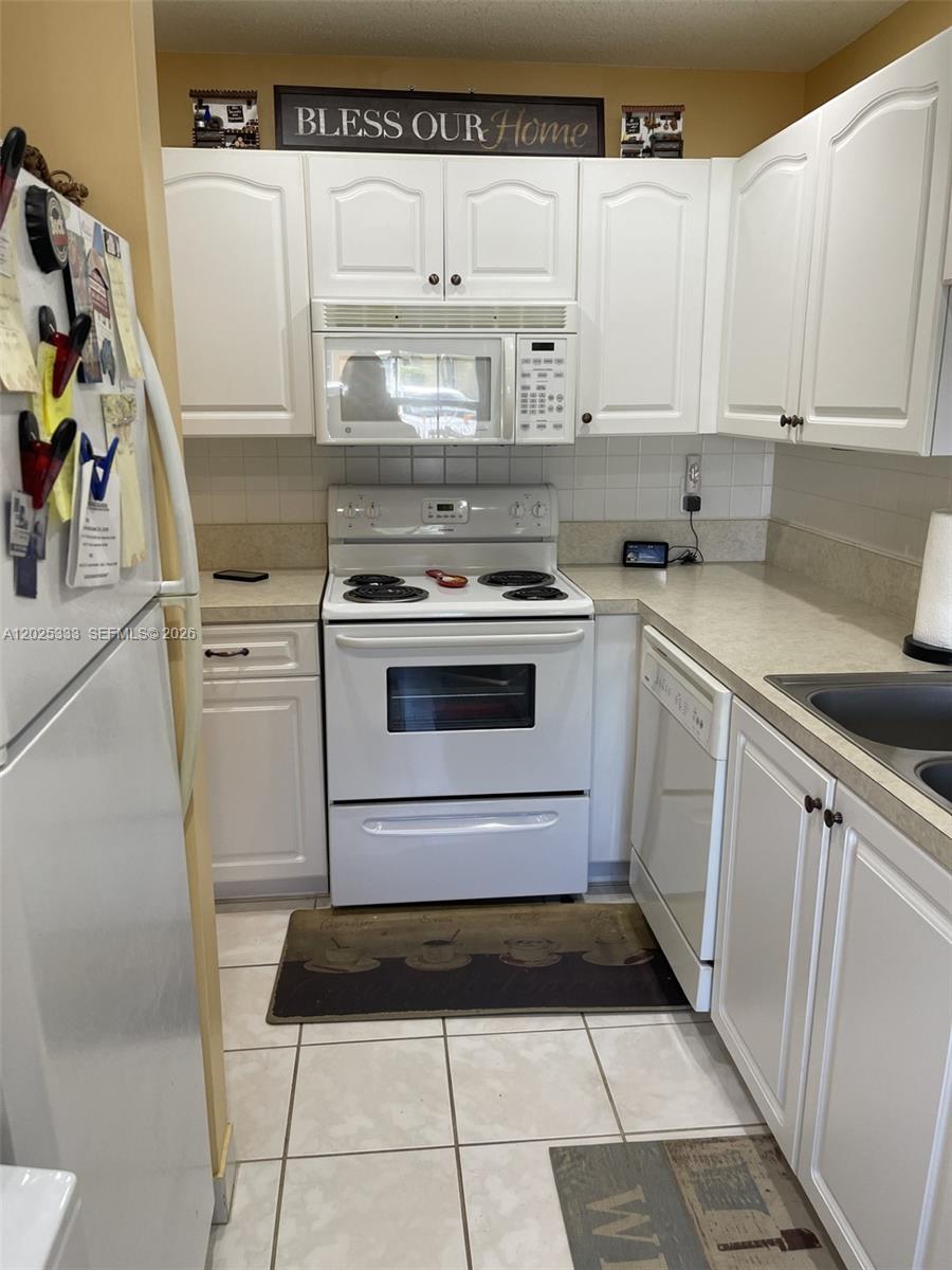 1640 NW 19th Terrace