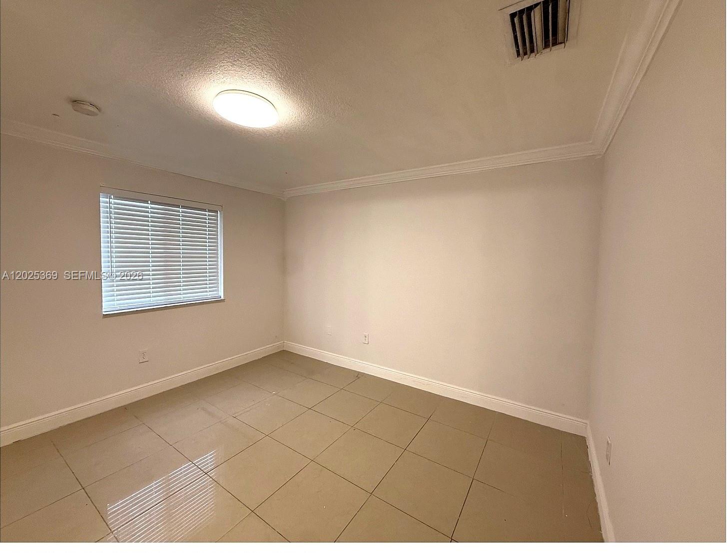 1512 SE 31st Court