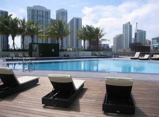 90 SW 3rd Street
