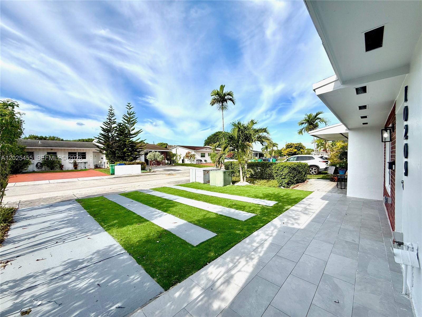 10209 SW 20th Terrace