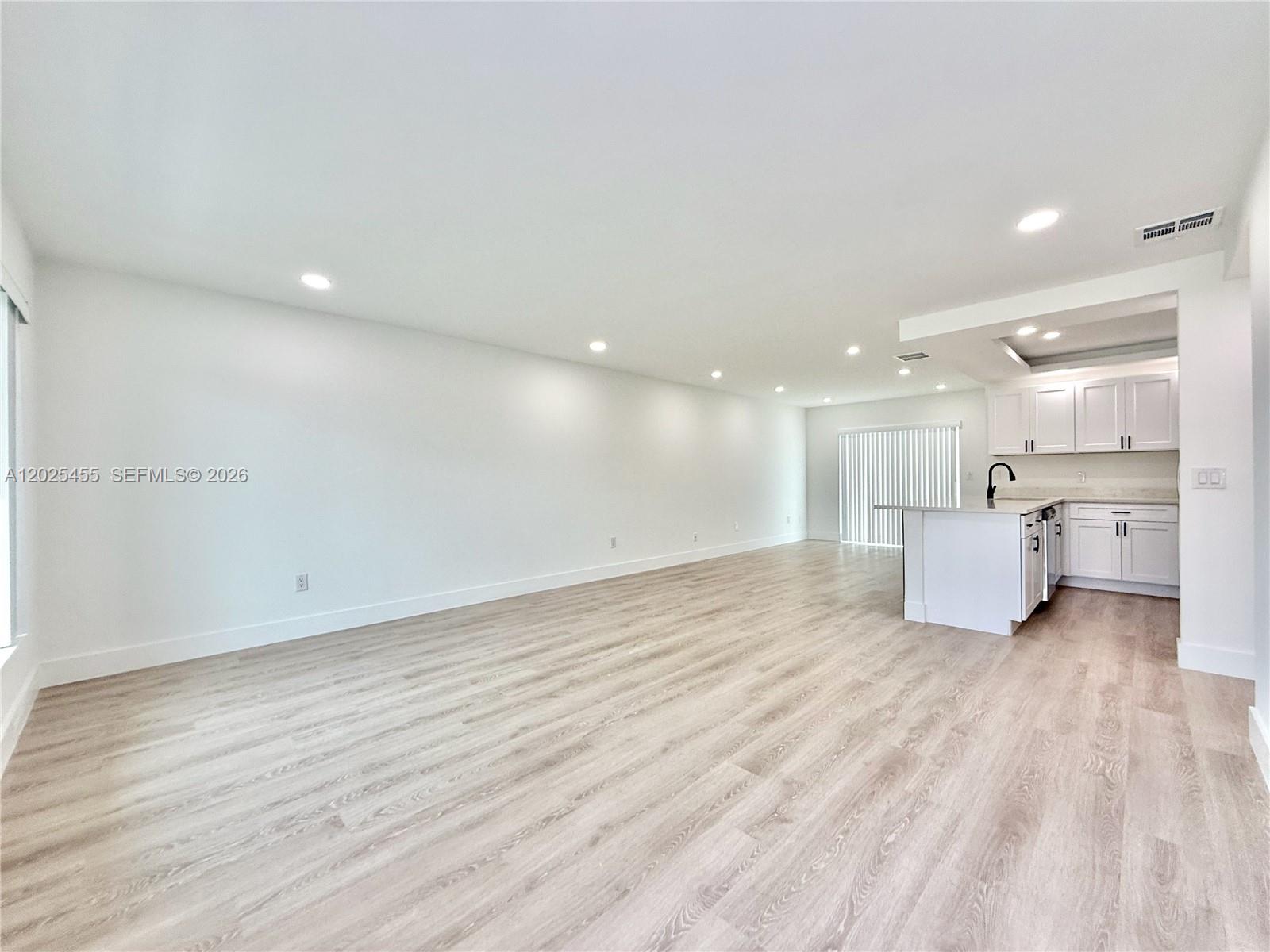 10209 SW 20th Terrace