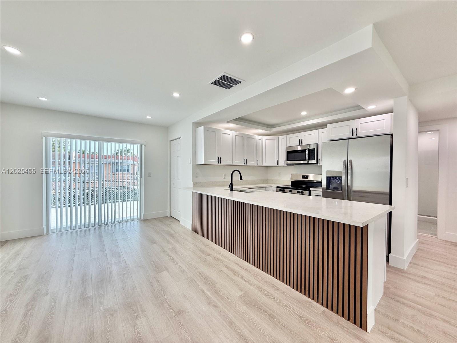 10209 SW 20th Terrace