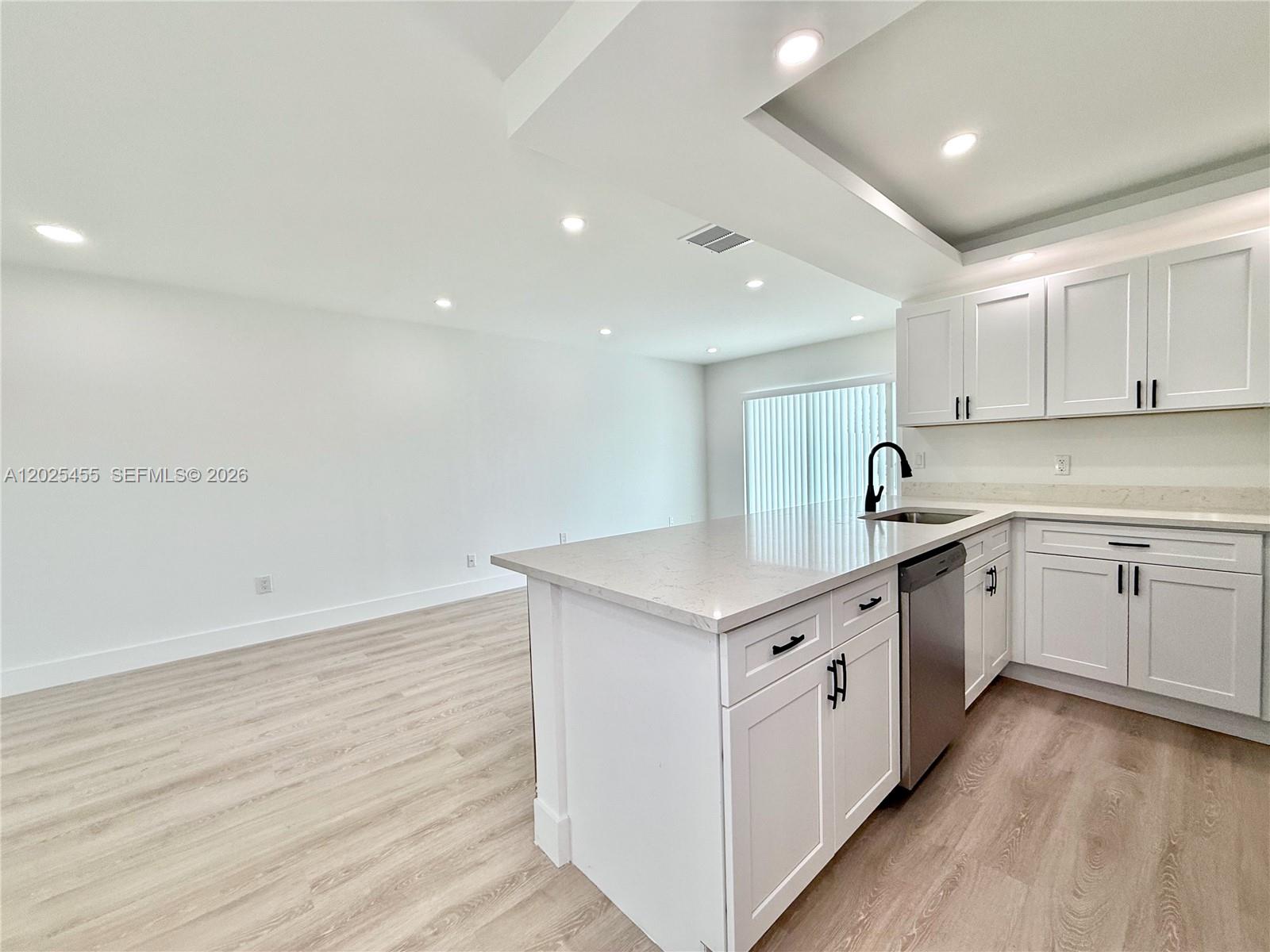 10209 SW 20th Terrace