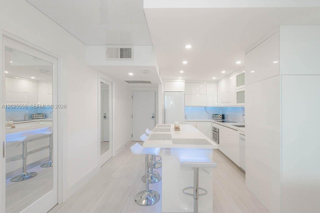 2301 Collins Avenue