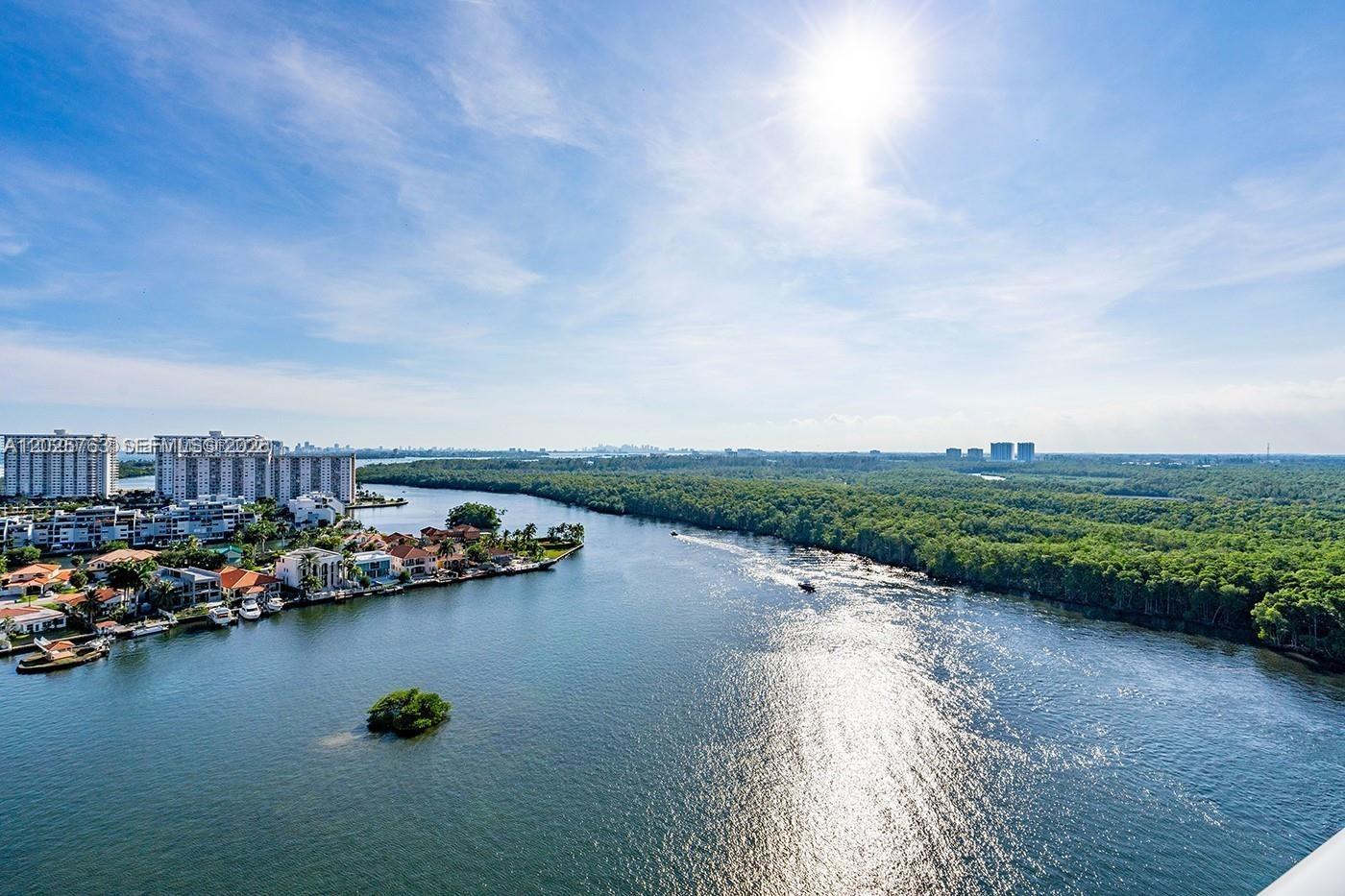 400 Sunny Isles Boulevard