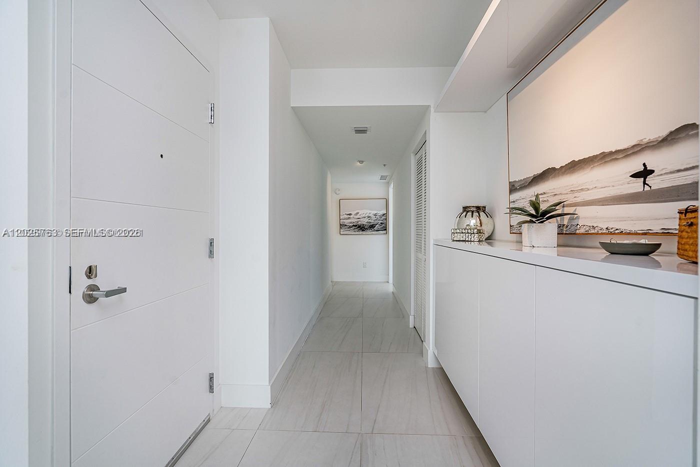 400 Sunny Isles Boulevard