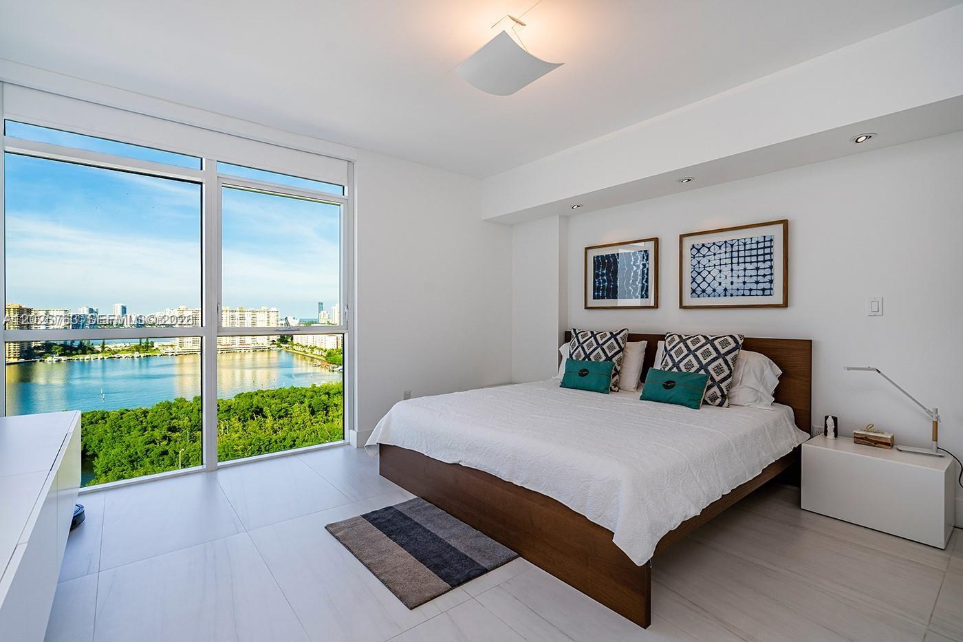 400 Sunny Isles Boulevard