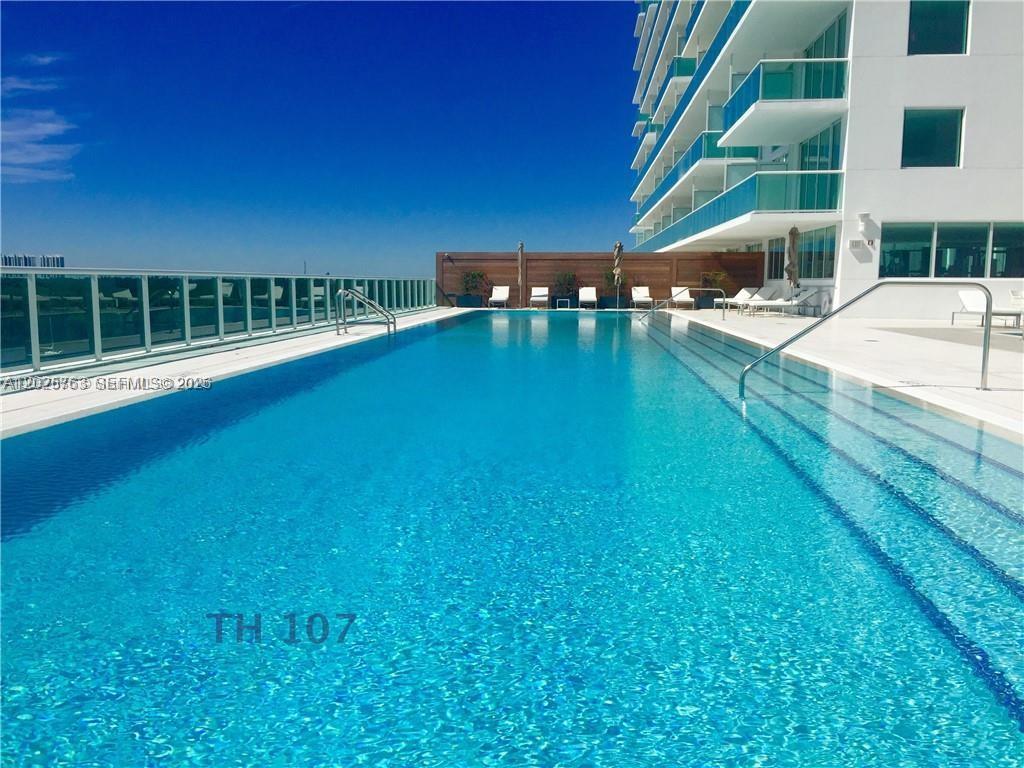 400 Sunny Isles Boulevard