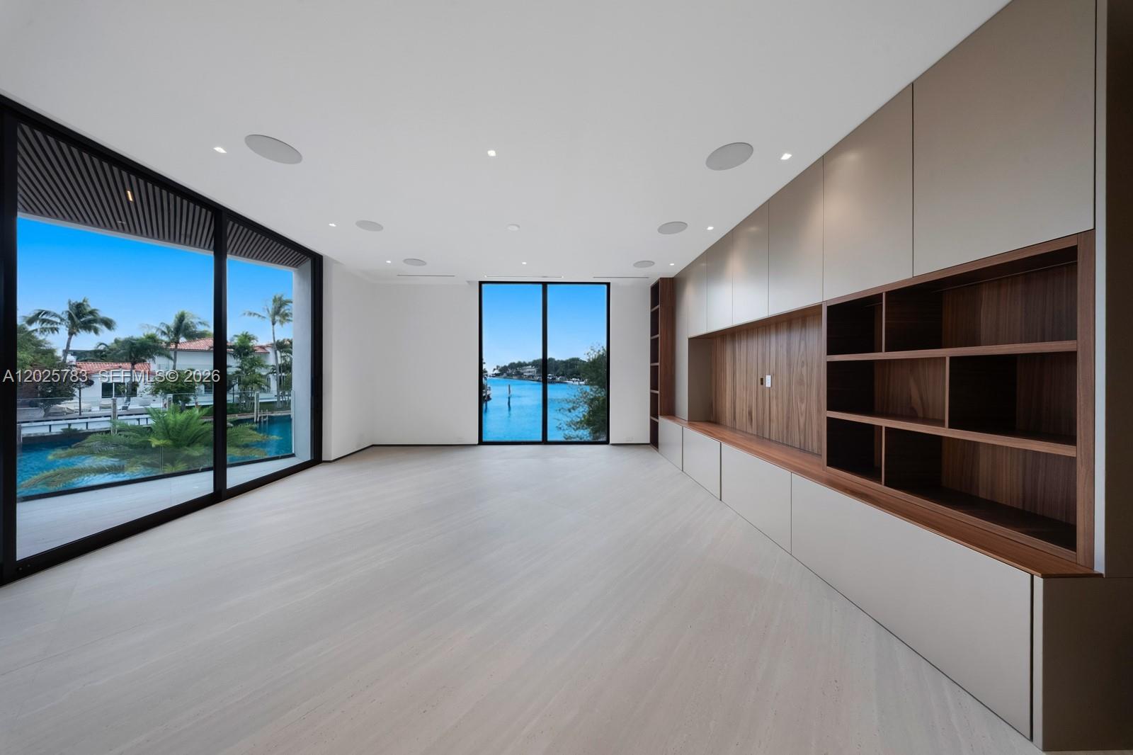 6941 Sunrise Court