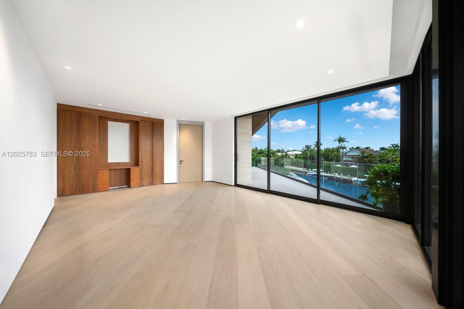 6941 Sunrise Court