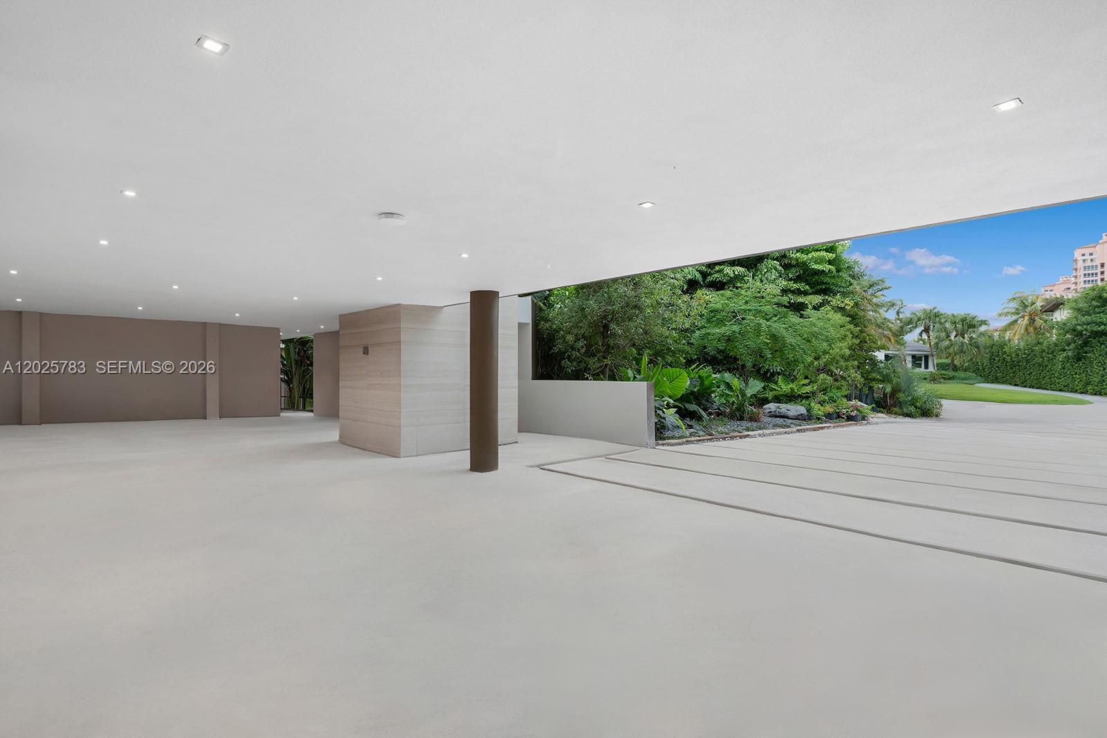 6941 Sunrise Court