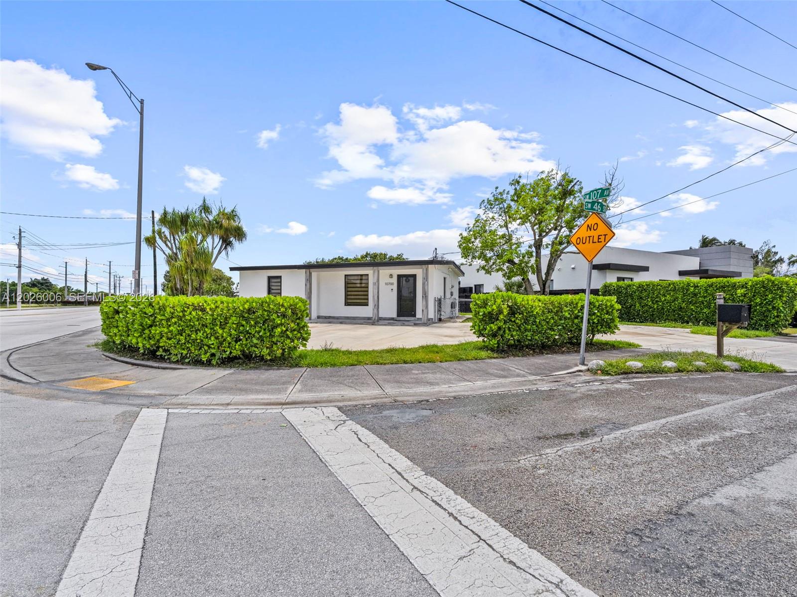 10700 SW 46th Street