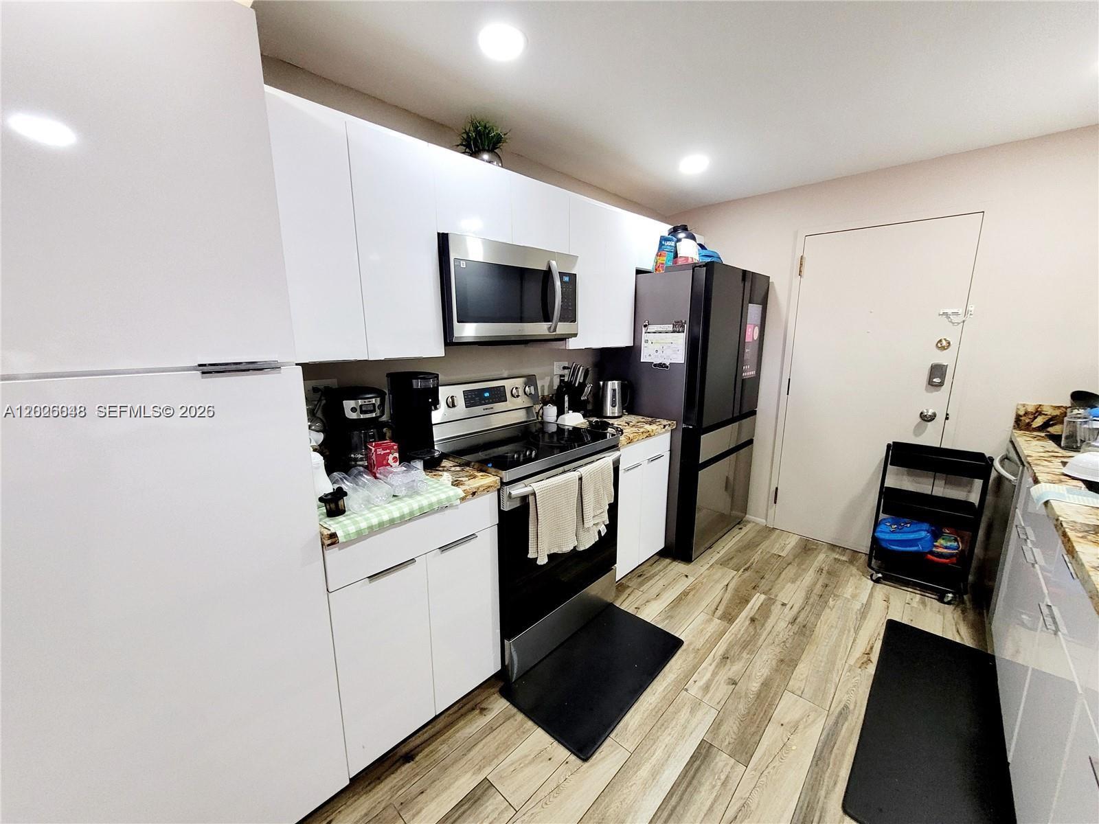 800 NE 195th Street