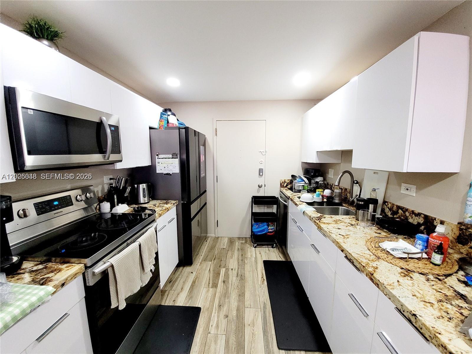 800 NE 195th Street