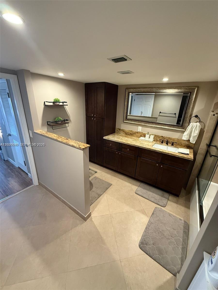 800 NE 195th Street