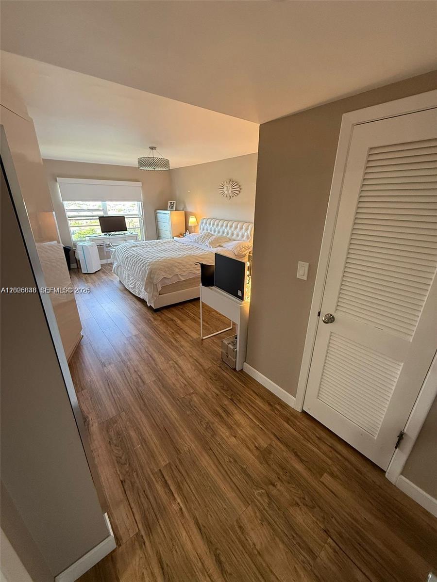 800 NE 195th Street